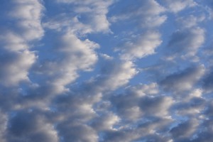 Vagues-de-nuages-(Genève)   